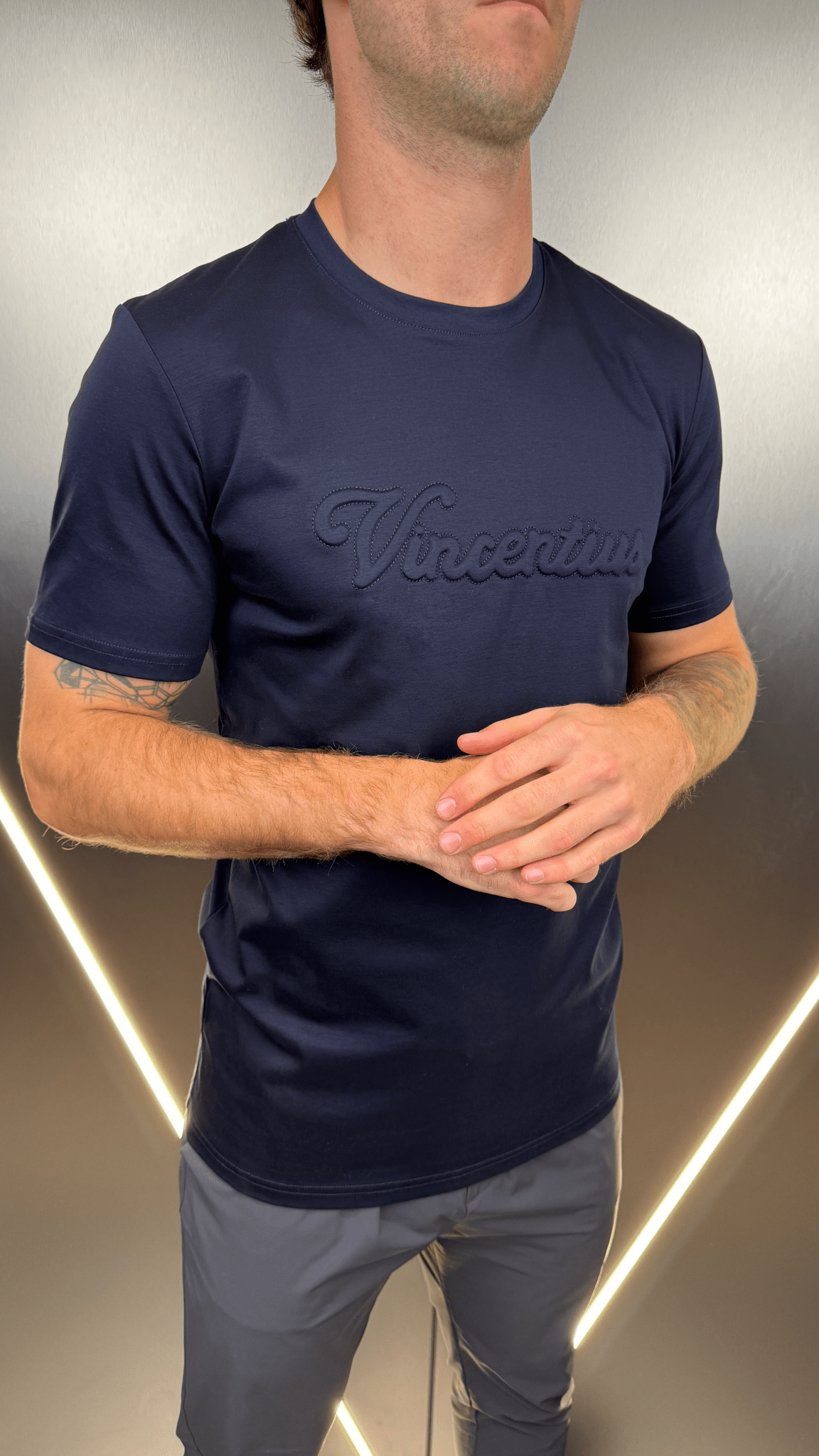 Luxury Embossed Tonal Logo T-Shirt - Navy - Vincentius