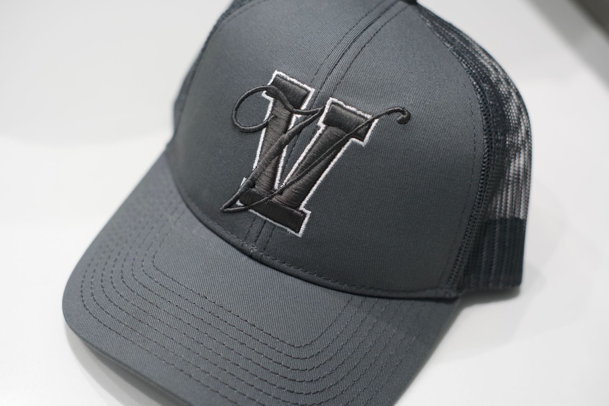Varsity Trucker Cap - Grey (PRE - ORDER NOW, EXPECTED MID JUNE) - Vincentius