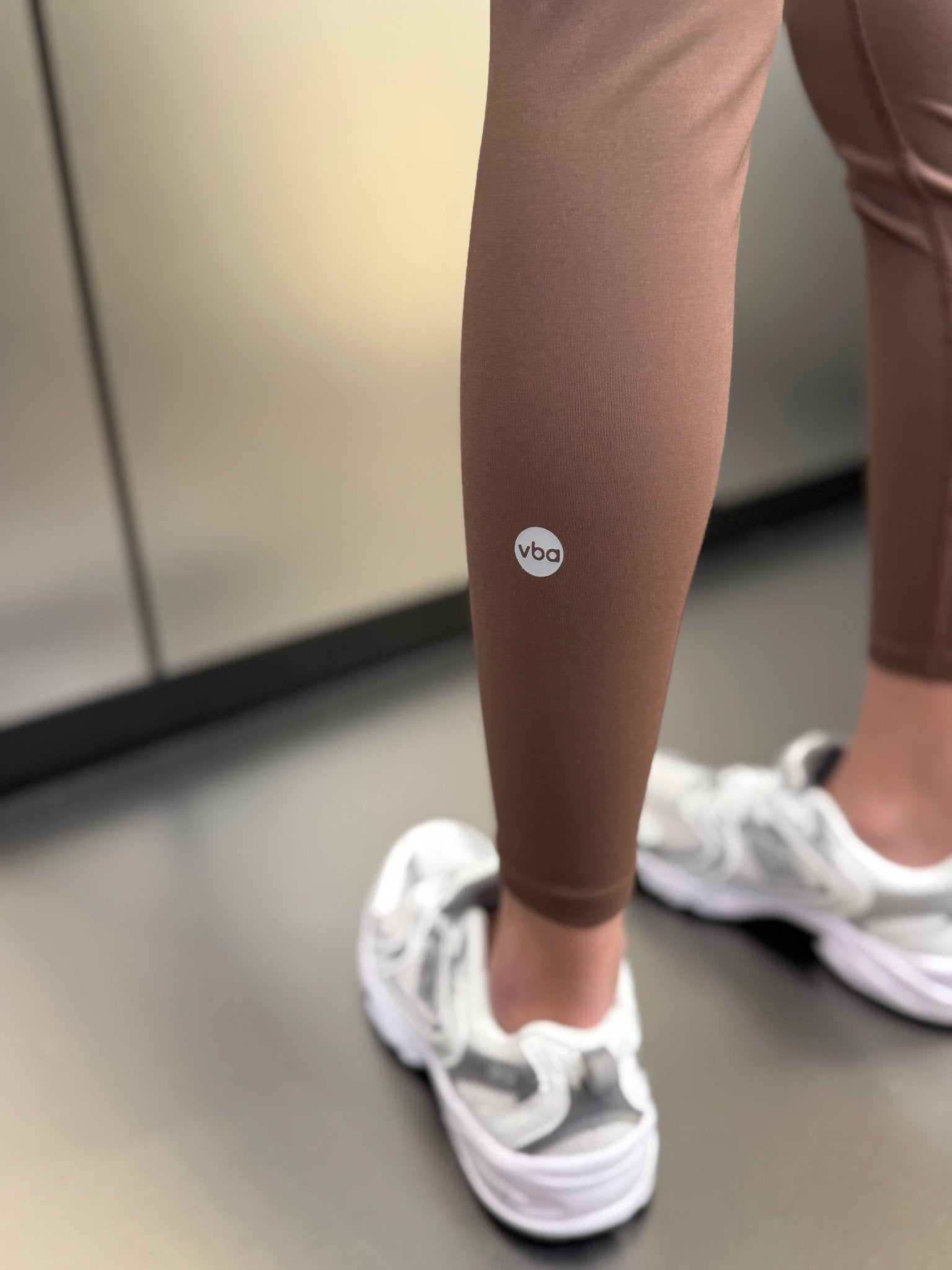 Active Legging - Cocoa (Dispatched W/C 15/12/25) - Vincentius
