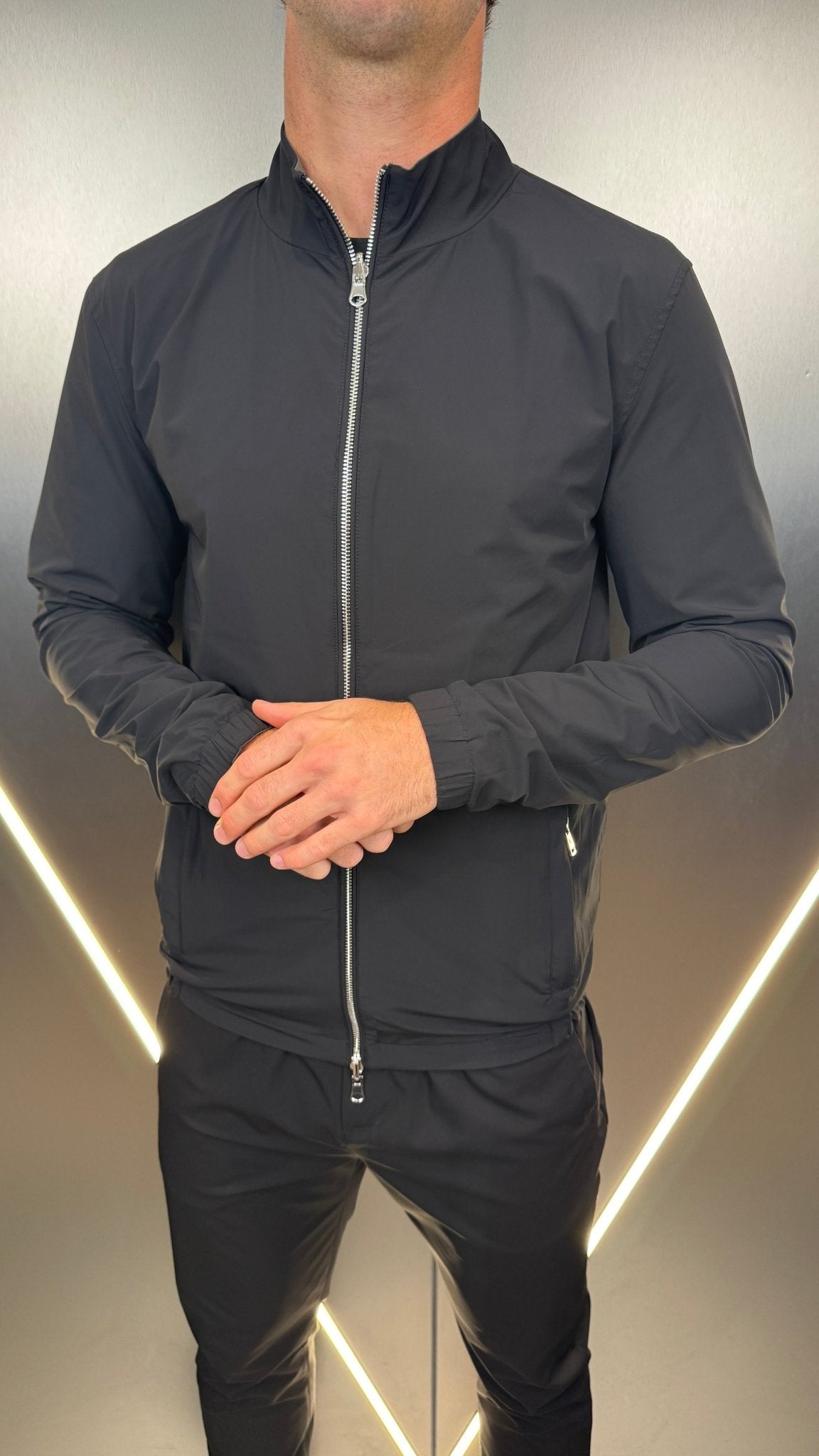 Commuter Reverse Jacket - Olive/Black - Vincentius