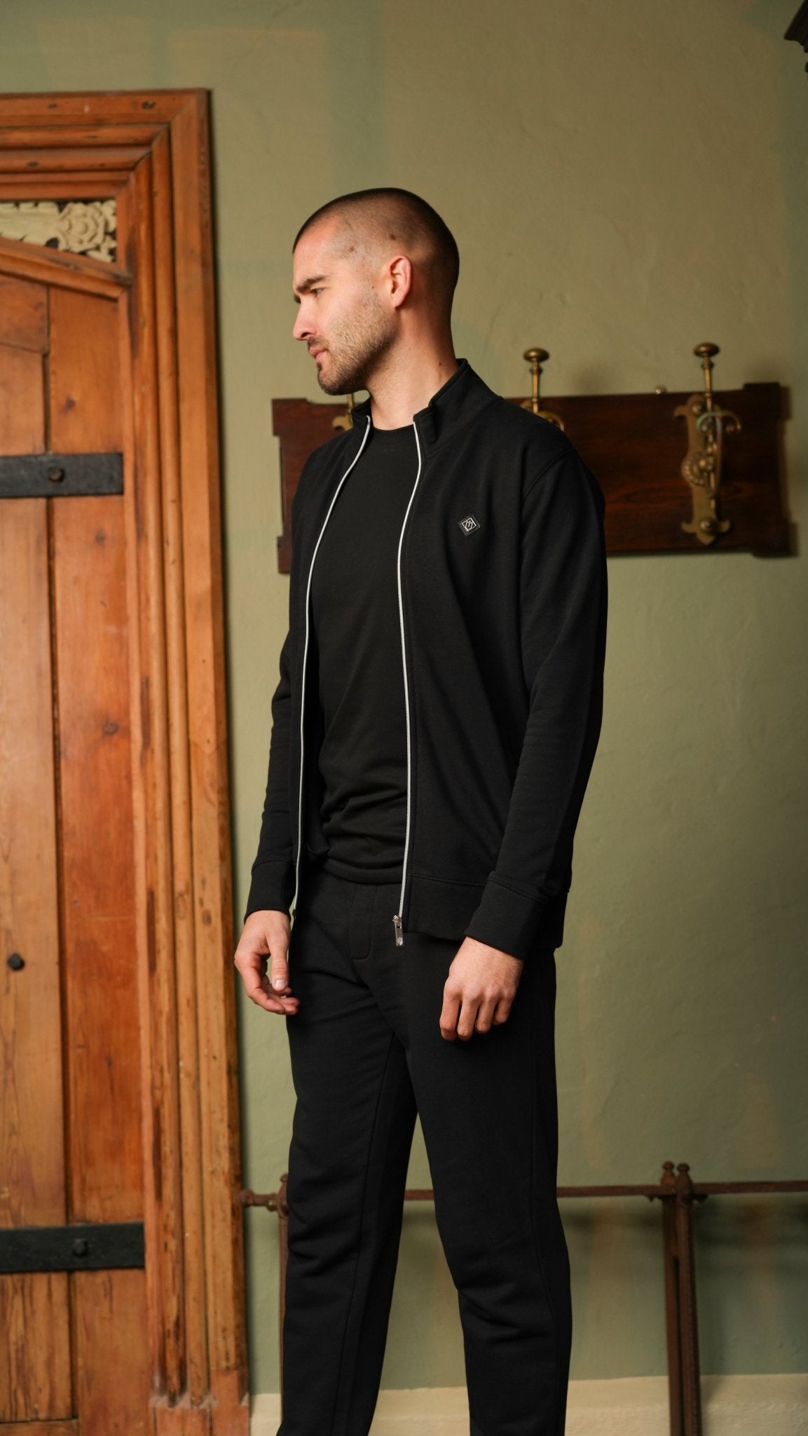 Loopback Zip Through Jacket - Black - Vincentius