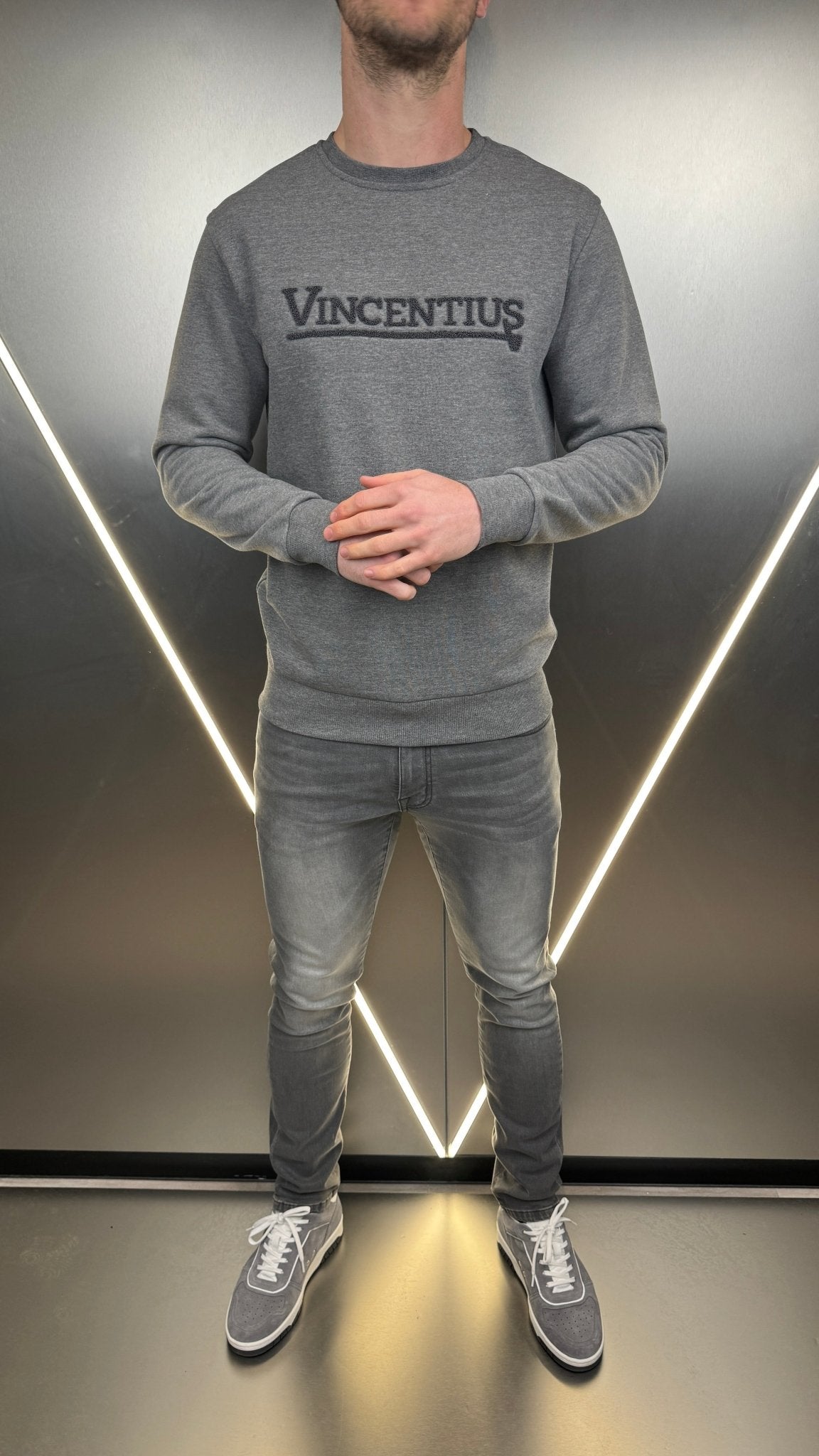 Luxury Boucle Logo Crew Neck Jumper - Grey Marl - Vincentius