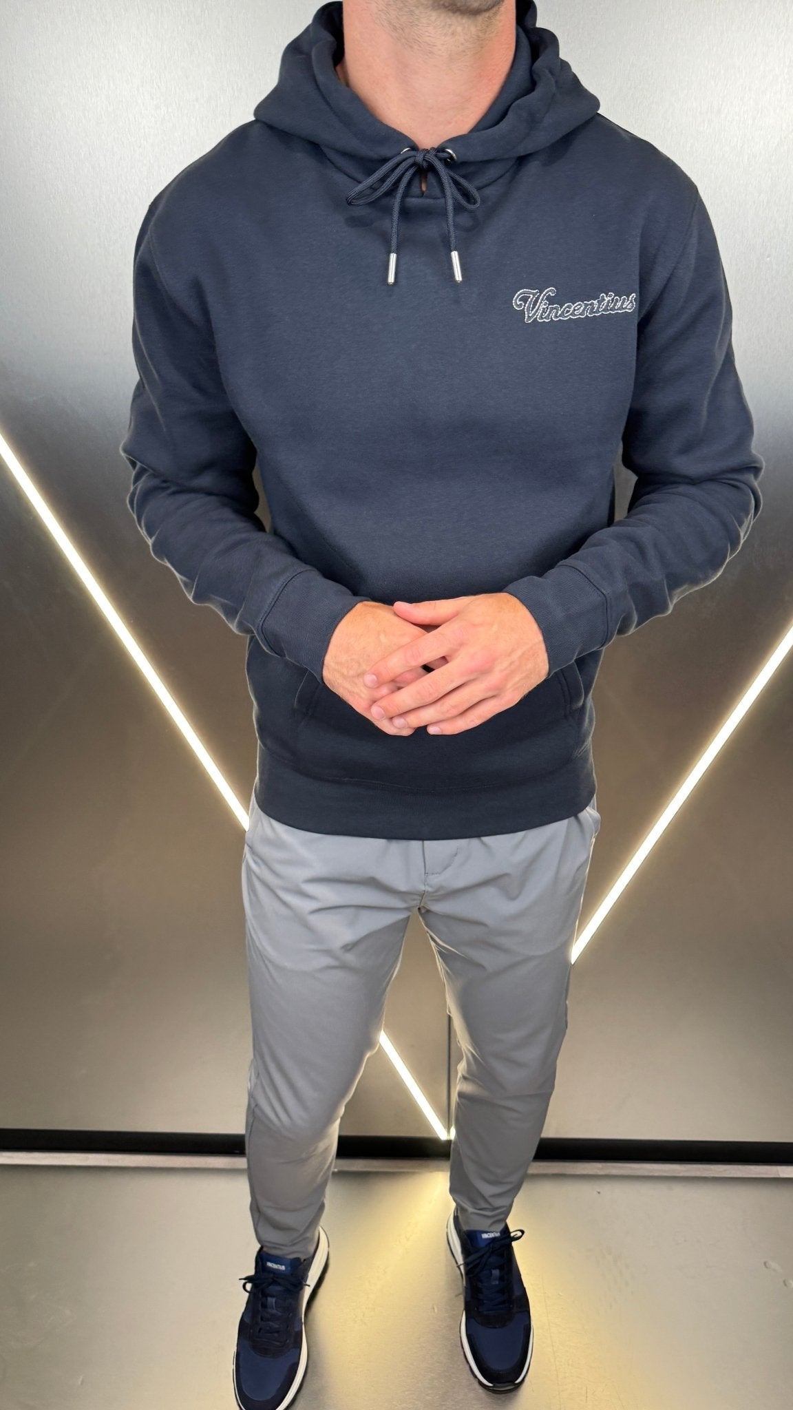 Script Hoodie - Navy - Vincentius