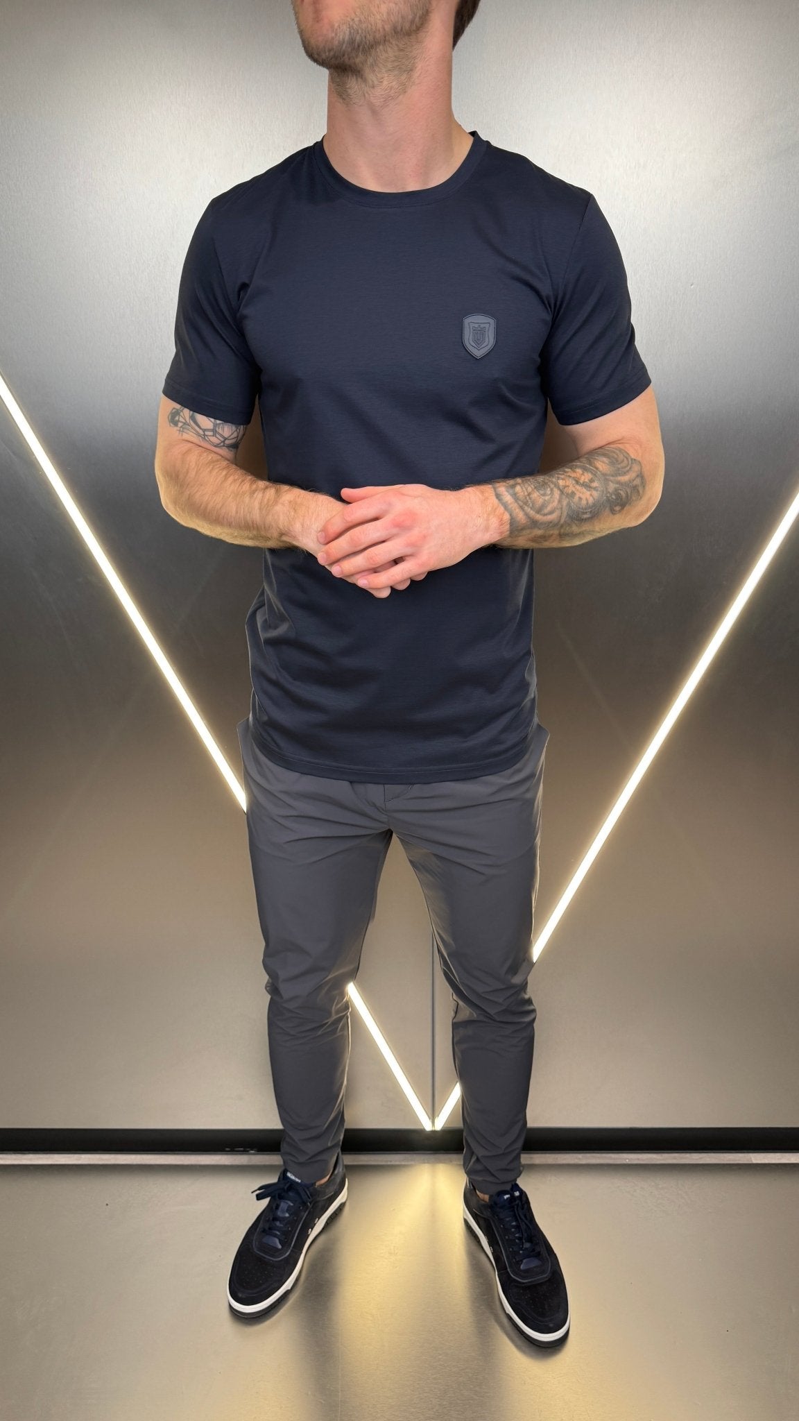 Vincentius Badge T-Shirt - Navy - Vincentius